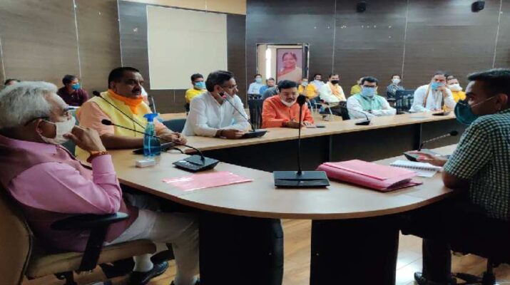 किच्छा विधायक राजेश शुक्ला ने विधानसभा अध्यक्ष से उधमसिंहनगर जिलाधिकारी नीरज खैरवाल के विरूद्ध की संविधान सम्मत कार्यवाही करने की मांग 1 Hello Uttarakhand News »