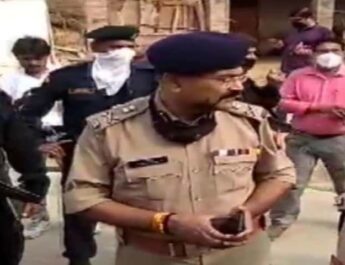 कानपुर: DSP सहित आठ पुलिसकर्मी शहीद, बदमाशों ने घर की छत से घात लगाकर किया पुलिस टीम पर हमला 3 Hello Uttarakhand News &raquo;
