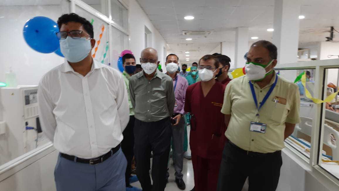 हिमालयन हॉस्पिटल में उत्तराखंड का सबसे बड़ा डायलिसिस सेंटर हुआ स्थापित, डायलिसिस मशीन 30 से बढ़ाकर की गई 40 2 हिमालयन हॉस्पिटल में उत्तराखंड का सबसे बड़ा डायलिसिस सेंटर हुआ स्थापित, डायलिसिस मशीन 30 से बढ़ाकर की गई 40 2 Hello Uttarakhand News »