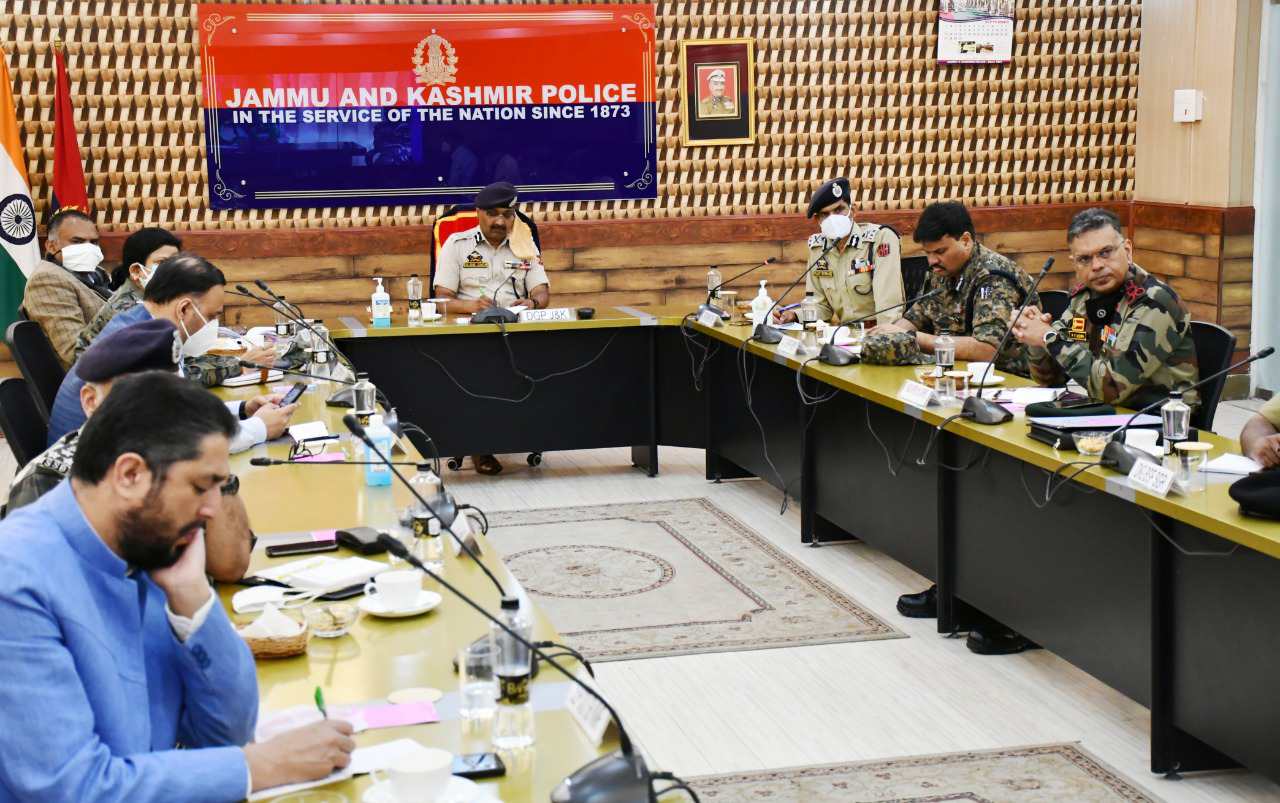 Jammu & Kashmir: Time to exert more pressure on Militants and their supporters: DGP 2 Hello Uttarakhand News »