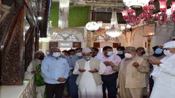 Jammu & Kashmir: Advisor Khan reviews Urs arrangements at Makhdoom Sahib (RA) Shrine 1 Hello Uttarakhand News »