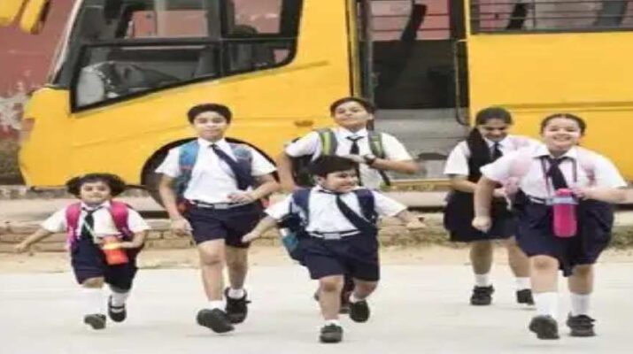 Jammu & Kashmir: Schools reopening experiment fails in Kashmir, Students stay away; parents want normal schooling after COVID-19 vaccine 1 Hello Uttarakhand News »