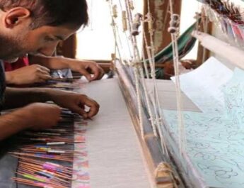 Jammu & Kashmir: Chairman KVIC launched several activities across India, e-inaugurates training programmes in J&K 3 Hello Uttarakhand News »