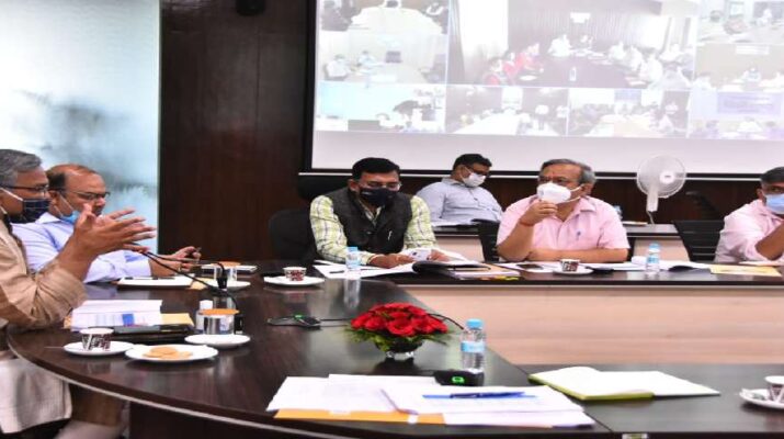 उत्तराखण्ड के उत्पादों का अम्ब्रेला ब्रांड बनाया जाएगा, ग्रोथ सेंटर लक्ष्य निर्धारित कर काम करें-मुख्यमंत्री त्रिवेन्द्र सिंह रावत 1 Hello Uttarakhand News »