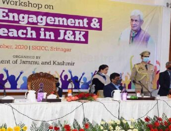 Jammu & Kashmir: Seeks support of the national-level investors and industry experts in creating robust infrastructure and employment avenues for the youth of the UT-Lt Governor Manoj Sinha 3 Hello Uttarakhand News »
