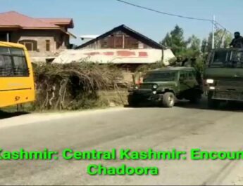 Jammu & Kashmir: Central Kashmir: 01 Militant caught alive during firefight in Chadoora: IGP 1 Hello Uttarakhand News »