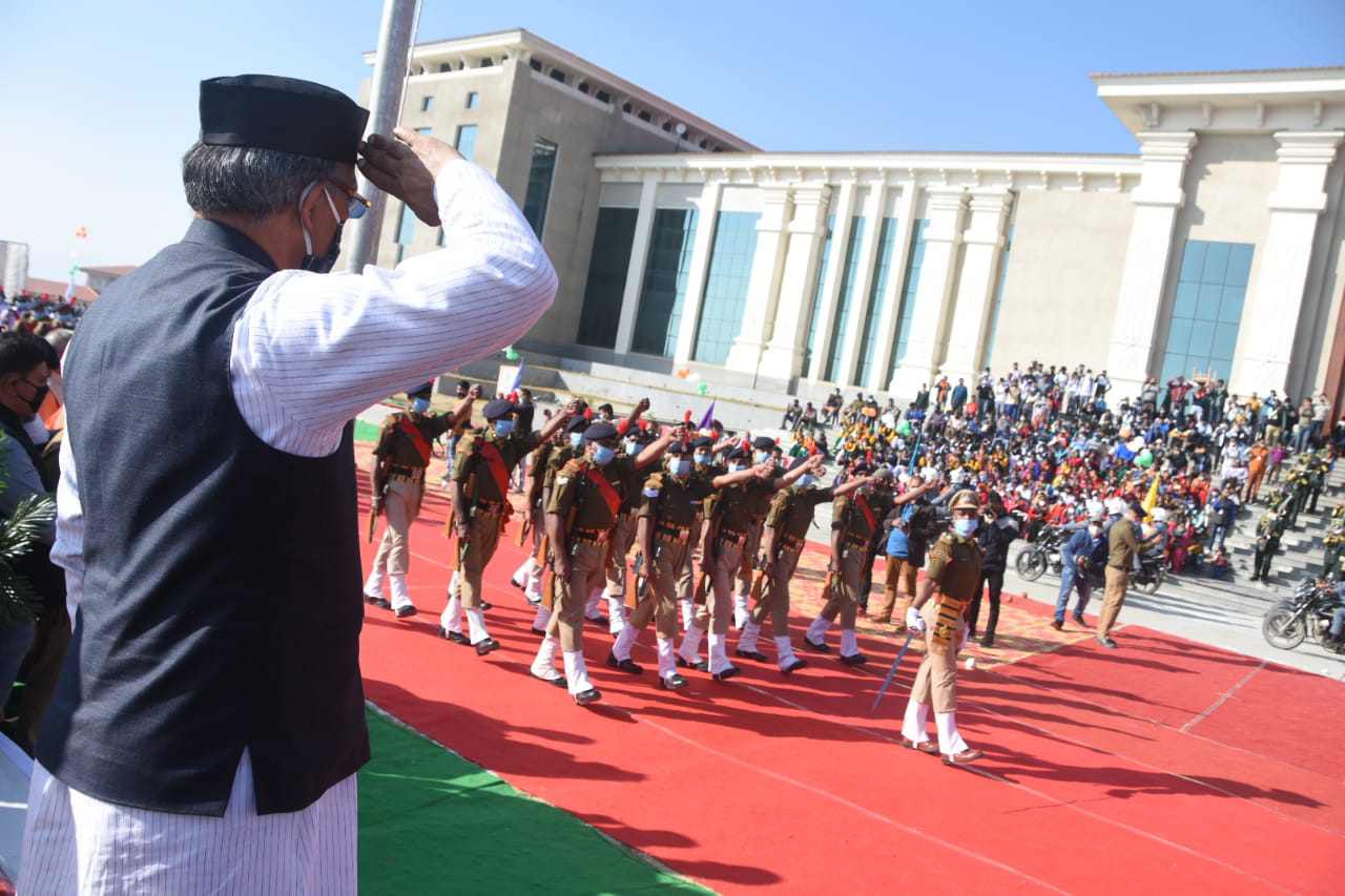 गैरसैंण: ग्रीष्मकालीन राजधानी के अनुरूप विकास के लिए अगले दस वर्षों में 25 हजार करोङ रूपए खर्च किये जाएंगे-मुख्यमंत्री त्रिवेन्द्र सिंह रावत 2 Hello Uttarakhand News »