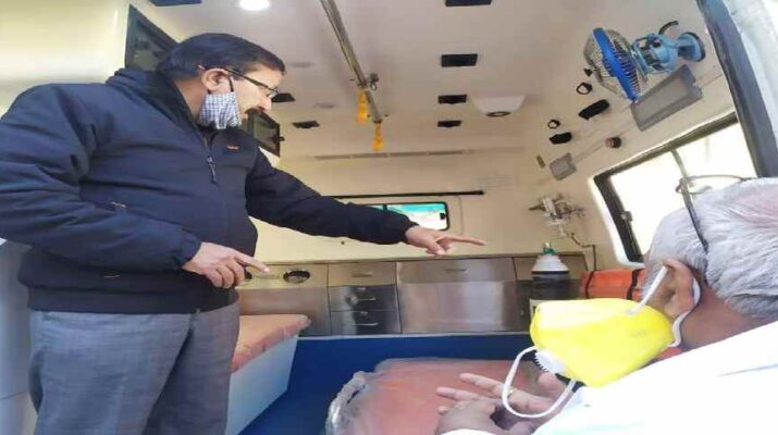 उत्तरकाशी: एनटीपीसी ने मरीजों को आपातकालीन सेवाएं के लिए जिला अस्पताल को दी नई एंबुलेंस 1 Hello Uttarakhand News »