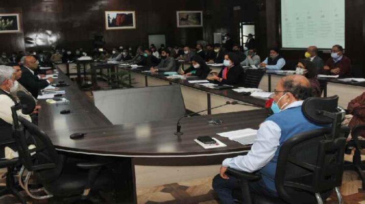 जल निकायों के जीर्णोद्धार को लेकर मुख्य सचिव की अध्यक्षता में हुई बैठक, दिए यह महत्तपूर्ण दिशा निर्देश 1 Hello Uttarakhand News »