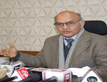 Jammu & Kashmir: Nearly 51% voting recorded in final Phase across J&K UT: SEC Sharma 2 Hello Uttarakhand News &raquo;