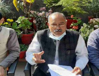 सात लाख लोगों को रोजगार देने का दावा सिर्फ हवा हवाई, बंशीधर भगत व मदन कौशिक भी अब जनता को लगे बरगलाने-मोर्चा 4 Hello Uttarakhand News »