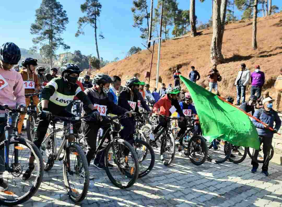 विश्व प्रसिद्ध जागेश्वर धाम को पर्यटन हब बनाने के लिया एक दिवसीय जागेश्वर महोत्सव का किया गया आयोजन 5 Hello Uttarakhand News »