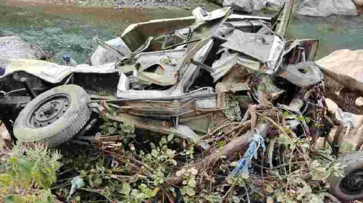 त्यूणी अटाल के पास दो वाहनों में टक्कर, एक की मौके पर ही हुई मौत, दूसरा घायल 1 Hello Uttarakhand News »