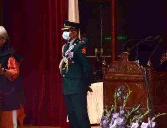 J&K: Lt Governor administers Oath to Justice Pankaj Mithal as the new Chief Justice of the High Court for Jammu & Kashmir and Ladakh 4 Hello Uttarakhand News »