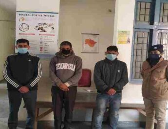 बागेश्वर: नाबालिग लड़की के साथ छेड़ाखानी व दुराचार करने पर तीनों आरोपी गिफ्तार 4 Hello Uttarakhand News »