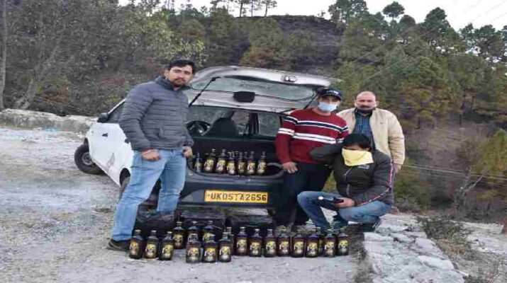 पिथौरागढ: आबकारी विभाग की बडी़ कार्यवाही, हरियाणा ब्रांड की शराब के साथ 01 अभियुक्त मय वाहन गिरफ़्तार 1 Hello Uttarakhand News »