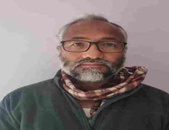 चीन सीमा के लिए बने तवाघाट-लीपूलेख मोटर मार्ग में ज्योति गाड़ में पुल से यातायात बंद किए जाने पर भड़के पंचायत प्रतिनिधि 4 Hello Uttarakhand News »