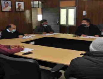 15 सूत्रीय कार्यक्रम क्रियान्वयन समिति की बैठक हुई आयोजित, 916 स्मार्ट क्लास रूम हेतु 26,85,98,680.00 रूपए के प्रस्ताव को किया गया अनुमोदित 3 Hello Uttarakhand News »