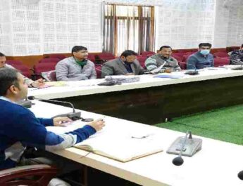 बागेश्वर: बेरोजगार युवाओं को स्वरोजगार से जोड़ने के लिए विभिन्न व्यवसायों के लिए हुआ 01 करोड़ 26 लाख, 55 हजार का ऋण स्वीकृत 2 Hello Uttarakhand News &raquo;