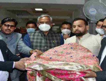 सूफी संत ख़्वाजा ग़रीब नवाज़ के अजमेर में चल रहे 809 वे वार्षिक उर्स के अवसर पर मुख्यमंत्री त्रिवेन्द्र ने भेजी सद्भावना चादर, 2 Hello Uttarakhand News »