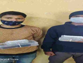 घर से लाखों रुपये के डायमंड, सोने की ज्वैलरी व नगदी चोरी करने वाले तीन अभियुक्त चोरी किए हुए माल के साथ गिरफ्तार 4 Hello Uttarakhand News »