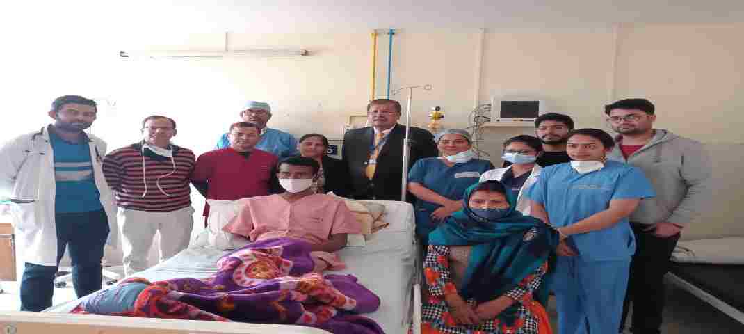 महिला दिवस- पत्नी ने किडनी देकर बचाई पति की जान, किडनी ट्रांसप्लांट के सफल ऑपरेशन के बाद पति-पत्नी दोनों पूरी तरह स्वस्थ 2 Hello Uttarakhand News »