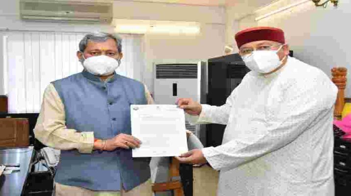 महाराज ने मुख्यमंत्री से भेंट कर सौंपा पत्र, कहा अभियांत्रिक विभागों द्वारा कराए जाने वाले कार्यों को छोटा कर स्थानीय निवासियों व सुदूर क्षेत्रों से पलायन कर आए श्रमिकों को रोजगार उपलब्ध हो 2 महाराज ने मुख्यमंत्री से भेंट कर सौंपा पत्र, कहा अभियांत्रिक विभागों द्वारा कराए जाने वाले कार्यों को छोटा कर स्थानीय निवासियों व सुदूर क्षेत्रों से पलायन कर आए श्रमिकों को रोजगार उपलब्ध हो 2 Hello Uttarakhand News »