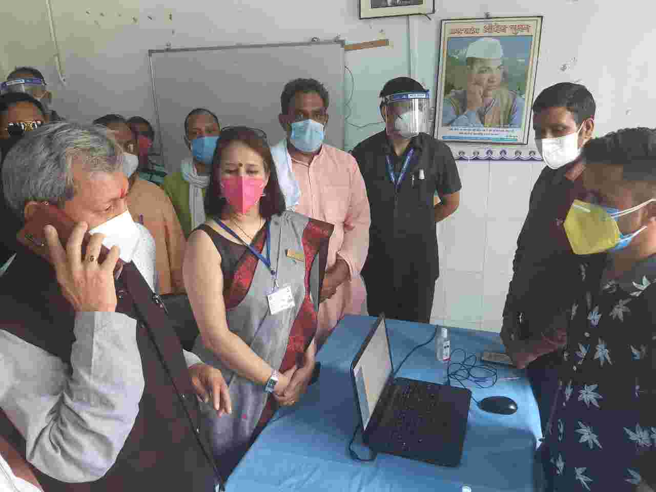 मुख्यमंत्री तीरथ सिंह रावत ने किया बड़कोट में कोविड केयर सेंटर का निरीक्षण, वहीँ उत्तरकाशी में किया लगभग 52 करोड़ 37 लाख रूपये की 26 योजनाओं का लोकार्पण एवं शिलान्यास 3 Hello Uttarakhand News »