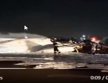 Video: प्राइवेट एयर एंबुलेंस एक बड़े हादसे का शिकार होते-होते बचा, मुंबई में विमान ने की बैली लैंडिंग, सभी यात्री सुरक्षित 2 Hello Uttarakhand News »