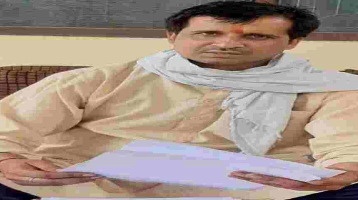 Uttarakhand: विधायक प्रदीप बत्रा मामले में दरोगा का स्थानांतरण पुलिसिया कार्रवाई पर प्रश्नचिन्ह, स्थानांतरण जल्दबाजी में लिया गया निर्णय - मोर्चा 1 Hello Uttarakhand News »