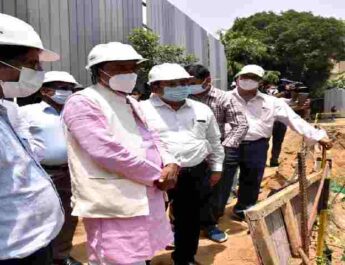 Uttarakhand: पेयजल मंत्री बिशन सिंह चुफाल ने नई दिल्ली में निर्माणाधीन भवन उत्तराखण्ड निवास का किया निरीक्षण, कहा - निर्माण कार्य, गुणवत्ता बनाए रखते हुए तय की गई समय सीमा में पूरा करना सुनिश्चित किया जाए 2 Hello Uttarakhand News »