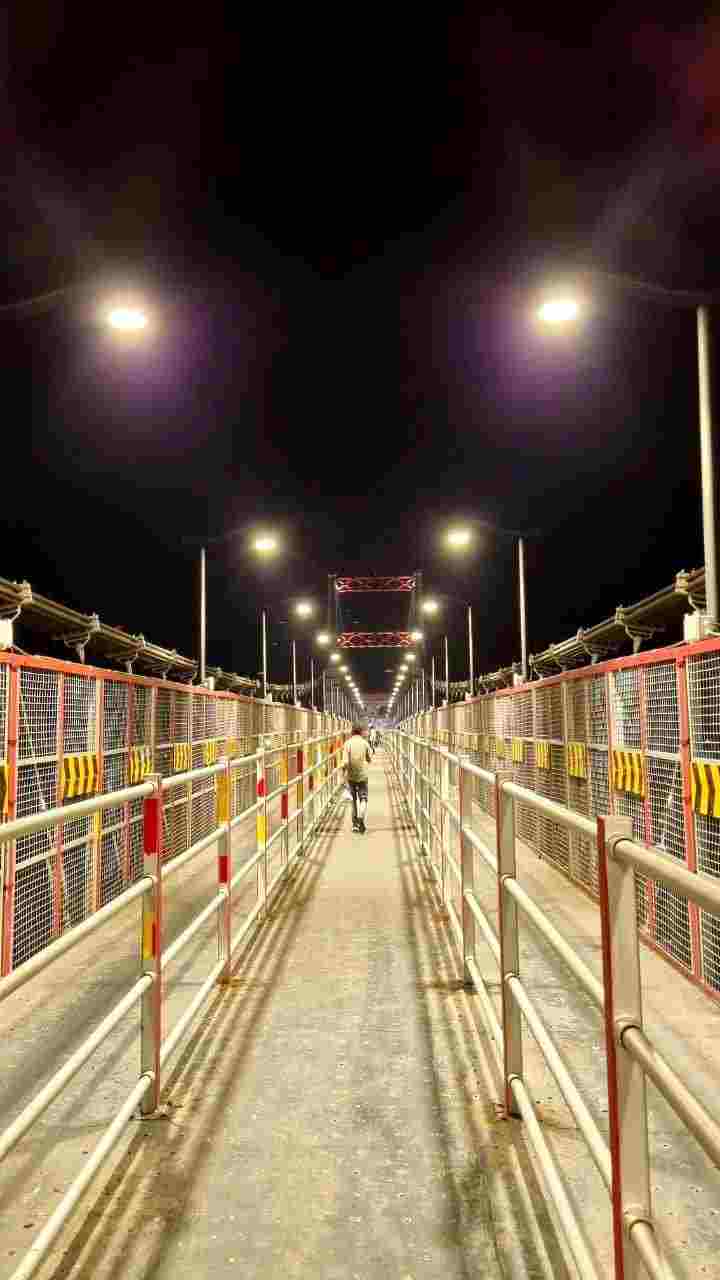 Rishikesh: मुनि की रेती में नए कलेवर के साथ नया नवनिर्मित जानकी सेतु (Janaki Setu) 3 Rishikesh: मुनि की रेती में नए कलेवर के साथ नया नवनिर्मित जानकी सेतु (Janaki Setu) 3 Hello Uttarakhand News »