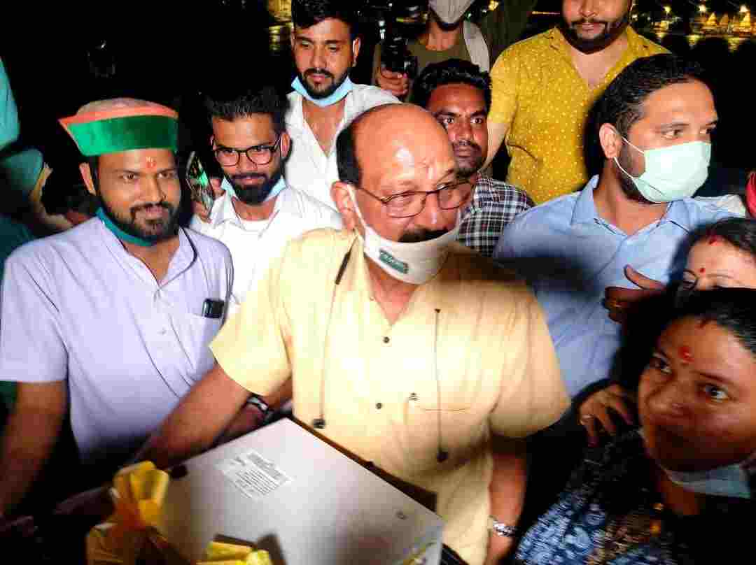 Rishikesh: मुनि की रेती में नए कलेवर के साथ नया नवनिर्मित जानकी सेतु (Janaki Setu) 2 Rishikesh: मुनि की रेती में नए कलेवर के साथ नया नवनिर्मित जानकी सेतु (Janaki Setu) 2 Hello Uttarakhand News »