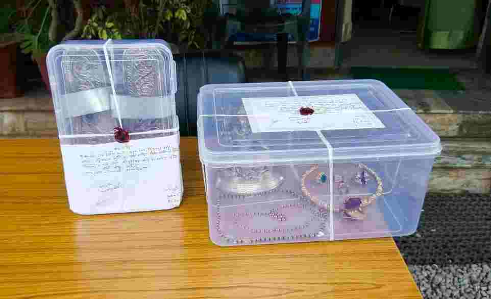 Uttarakhand Crime: सम्मोहन कर ठगी करने वाला बाबा, लगभग 9 लाख के सोने-चांदी के सामान सहित गिरफ्तार 2 Uttarakhand Crime: सम्मोहन कर ठगी करने वाला बाबा, लगभग 9 लाख के सोने-चांदी के सामान सहित गिरफ्तार 2 Hello Uttarakhand News »