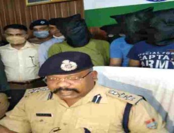 हरिद्वार पुलिस एंव एसटीएफ ने मिलकर किया 04 दिन के अन्दर हरिद्वार की सबसे बडी डकैती का खुलासा, कुख्यात ताऊ गैंग के सरगना सहित 08 गिरफ्तार 2 Hello Uttarakhand News »
