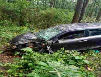 देहरादून में भीषण कार हादसा, 2 की मौके पर ही मौत, 4 घायल 4 Hello Uttarakhand News »