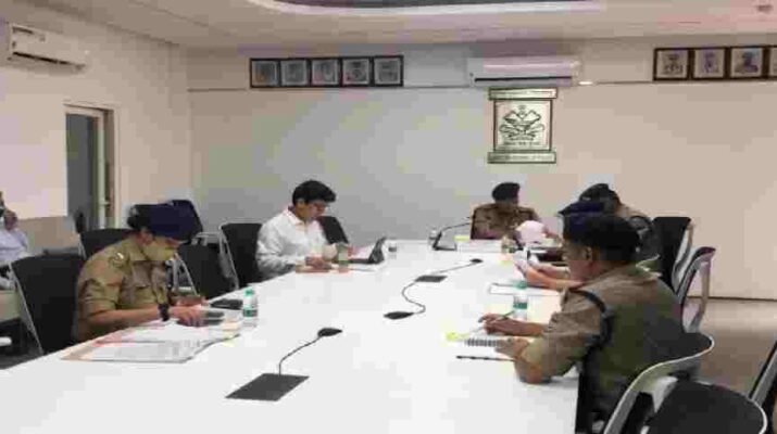 उत्तराखंड कांवड़ यात्रा: हरिद्वार में प्रवेश करते ही कांवड़ी होंगे 14 दिन के लिए क्वारनटाईन - पुलिस महानिदेशक उत्तराखण्ड, अशोक कुमार 1 Hello Uttarakhand News »