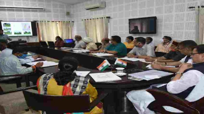 उत्तराखण्ड में भव्य बनेगा सैन्यधाम, सभी शहीद सैनिकों के आंगन की लाई जायेगी मिट्टी, होगा भव्य स्वरूप-मुख्यमंत्री पुष्कर सिंह धामी 1 Hello Uttarakhand News »