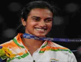 Tokyo Olympics: बैडमिंटन खिलाड़ी पीवी सिंधु ने जीता कांस्य पदक, लगातार दो ओलंपिक में पदक जीतने वाली देश की बनी पहली महिला खिलाड़ी 3 Hello Uttarakhand News »