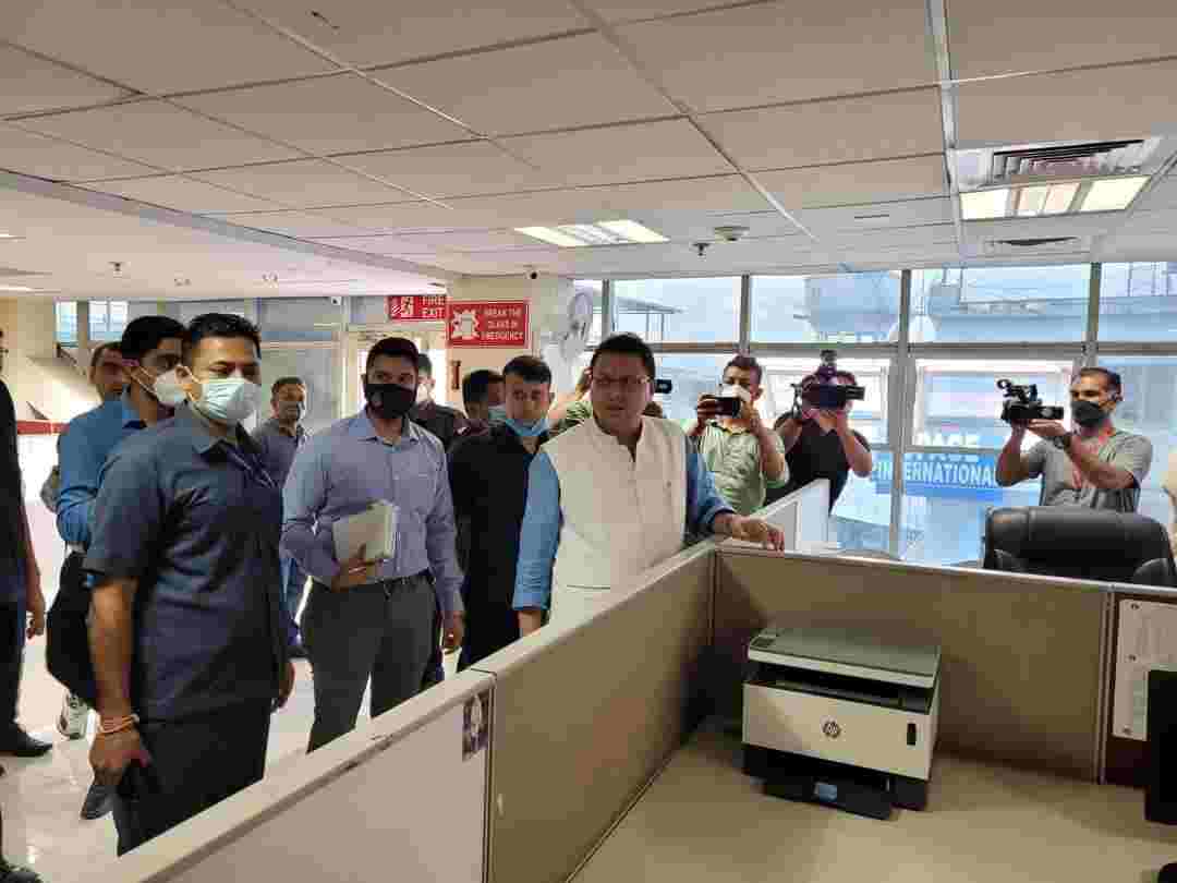 Dehradun: मुख्यमंत्री ने किया एमडीडीए का आकस्मिक निरीक्षण, नक्शे पास किये जाने तथा वन टाइम सेटलमेंट प्रक्रिया की ली जानकारी, प्राप्त आवेदनों को त्वरित गति से निस्तारण एवं समाधान के दिये निर्देश 3 Hello Uttarakhand News »