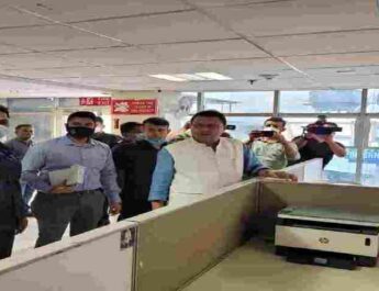 Dehradun: मुख्यमंत्री ने किया एमडीडीए का आकस्मिक निरीक्षण, नक्शे पास किये जाने तथा वन टाइम सेटलमेंट प्रक्रिया की ली जानकारी, प्राप्त आवेदनों को त्वरित गति से निस्तारण एवं समाधान के दिये निर्देश 4 Hello Uttarakhand News »