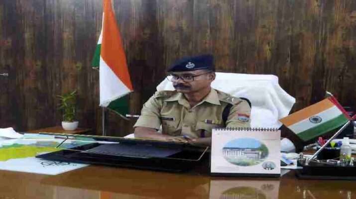 Bageshwar: थाना कपकोट क्षेत्र से दो नाबालिग बालकों के अपहरण मामले में 01 और आरोपी को एसओजी टीम ने किया दिल्ली से गिरफ्तार 18 Bageshwar: थाना कपकोट क्षेत्र से दो नाबालिग बालकों के अपहरण मामले में 01 और आरोपी को एसओजी टीम ने किया दिल्ली से गिरफ्तार 18 Hello Uttarakhand News » Page 2 of 2