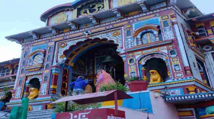 उत्तराखंड चारधाम यात्रा 2021: देवस्थानम बोर्ड की वेबसाइट से चारों धामों के लिए 42 हजार से अधिक ई पास जारी, अभी तक 2530 तीर्थ यात्री पहुंचे चारधाम 1 Hello Uttarakhand News »