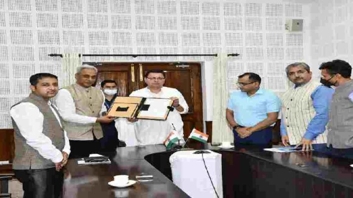 Uttarakhand: प्रदेश के औद्योगिक विकास में सहयोगी बने सिडबी, राज्य में औद्योगिक कलस्टर के विकास में सिडबी करेगा 350 करोड़ की फंडिंग- मुख्यमंत्री 1 Hello Uttarakhand News »