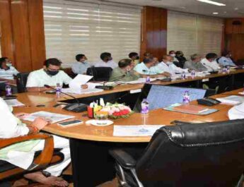 Uttarakhand: विभागों द्वारा संचालित योजनाओं के निर्माण की प्रगति की मॉनिटरिंग के लिए तैयार किया जाए पोर्टल - मुख्यमंत्री पुष्कर सिंह धामी 4 Hello Uttarakhand News »