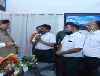 Uttarakhand: पर्यटन मंत्री से मिला जीएमवीएन मैनेजर एसोसिएशन प्रतिनिधिमंडल, निगम की विभिन्न समस्याओं का निस्तारण करने की, की मांग 3 Hello Uttarakhand News »