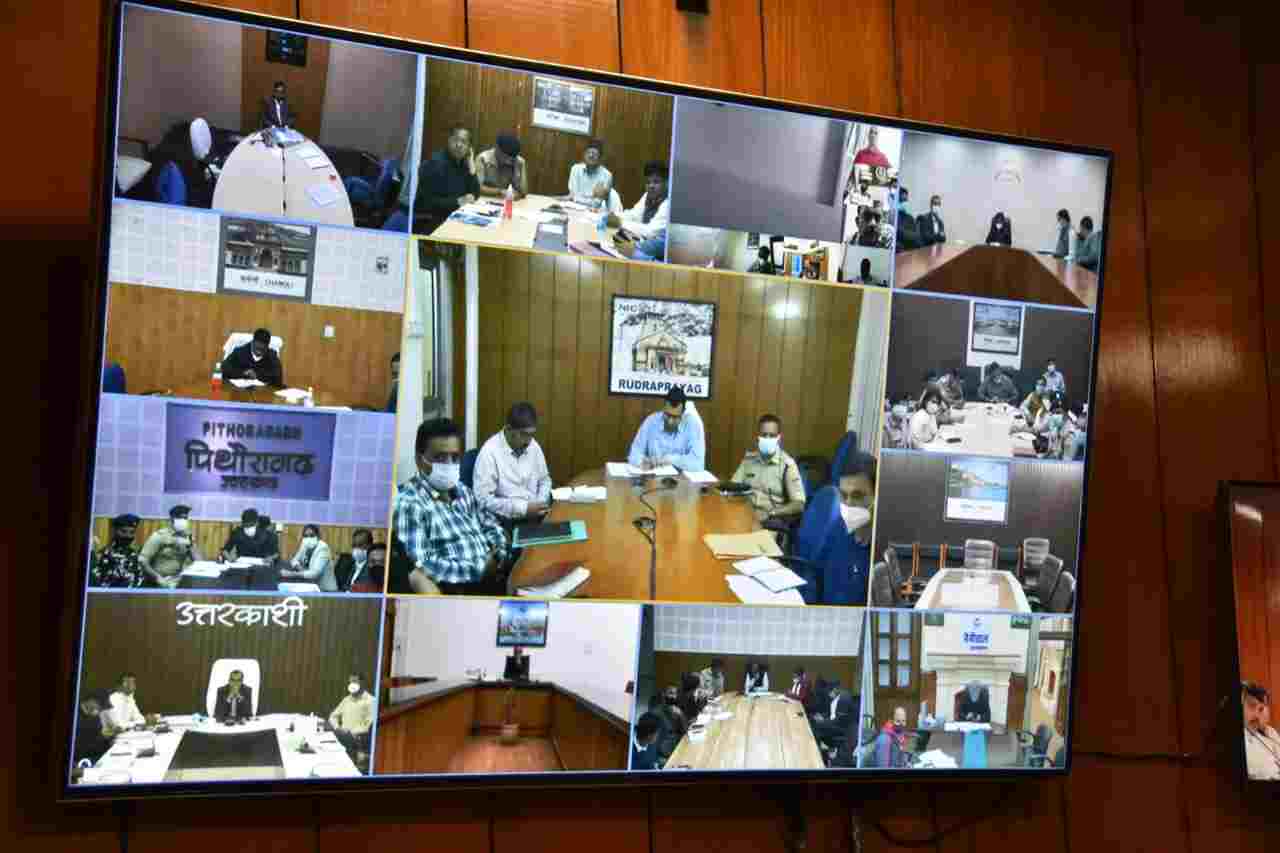 Uttarakhand: भारी बारिश के अलर्ट के मद्देनजर सीएम पुष्कर सिंह धामी ने आपदा प्रबंधन की, की समीक्षा, प्रदेश के सभी स्कूलों में सोमवार को अवकाश के निर्देश 3 Hello Uttarakhand News »