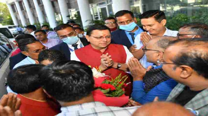 Uttarakhand: मुख्यमंत्री ने सचिवालय संघ एवं उत्तराखण्ड अधिकारी कार्मिक शिक्षक संघ के अध्यक्ष ने की भेंट, शिथिलीकरण नियमावली 2010 को पुनः लागू करने तथा गोल्डन कार्ड की विसंगतियों को दूर करने के लिये दीपक जोशी ने किया मुख्यमंत्री का किया आभार व्यक्त 1 Hello Uttarakhand News »