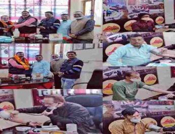 Dehradun: पत्रकारों के लिए हुआ निशुल्क स्वास्थ्य शिविर का आयोजन, डॉ एसडी जोशी ने की 100 से अधिक पत्रकारों के स्वास्थ्य की जांच 2 Hello Uttarakhand News »