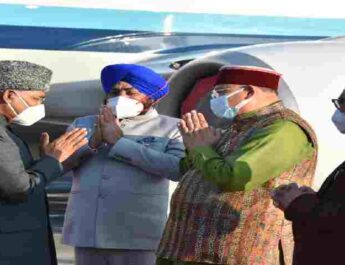 Uttarakhand: राष्ट्रपति रामनाथ कोविंद के दून पहुँचने पर महाराज ने किया स्वागत 4 Hello Uttarakhand News »